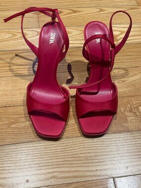 Zara Raspberry Strappy Block Heel Sandals
